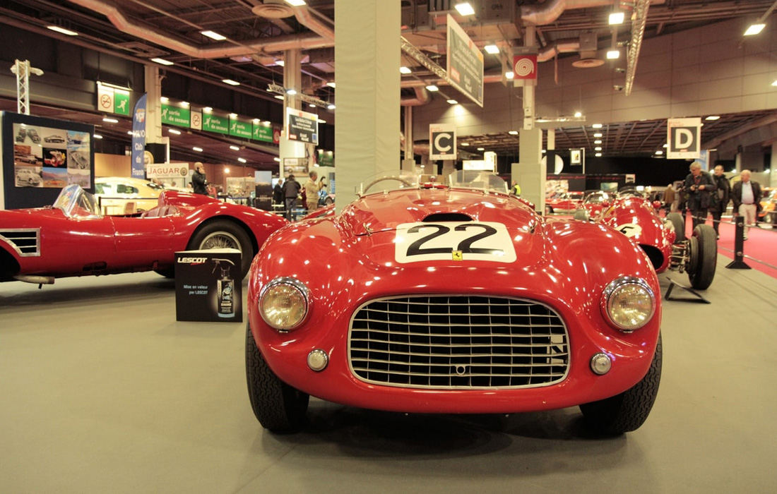 Ferrari: Hommage aux 70 ans de la marque   