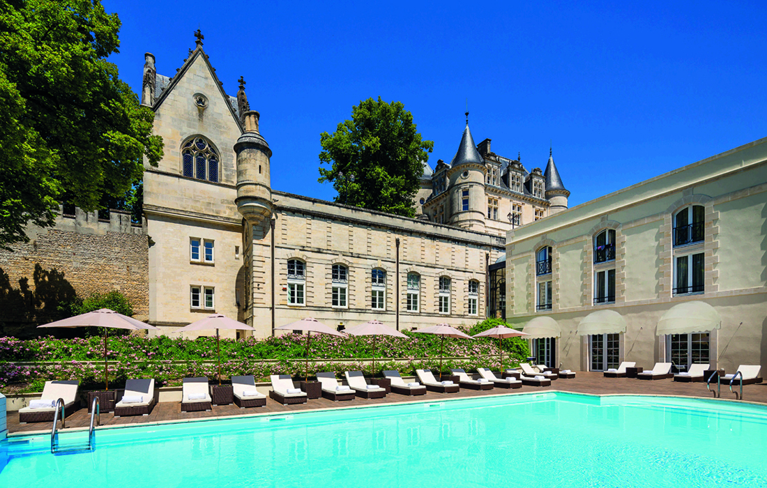 Château de Mirambeau: Un art de vivre à la française