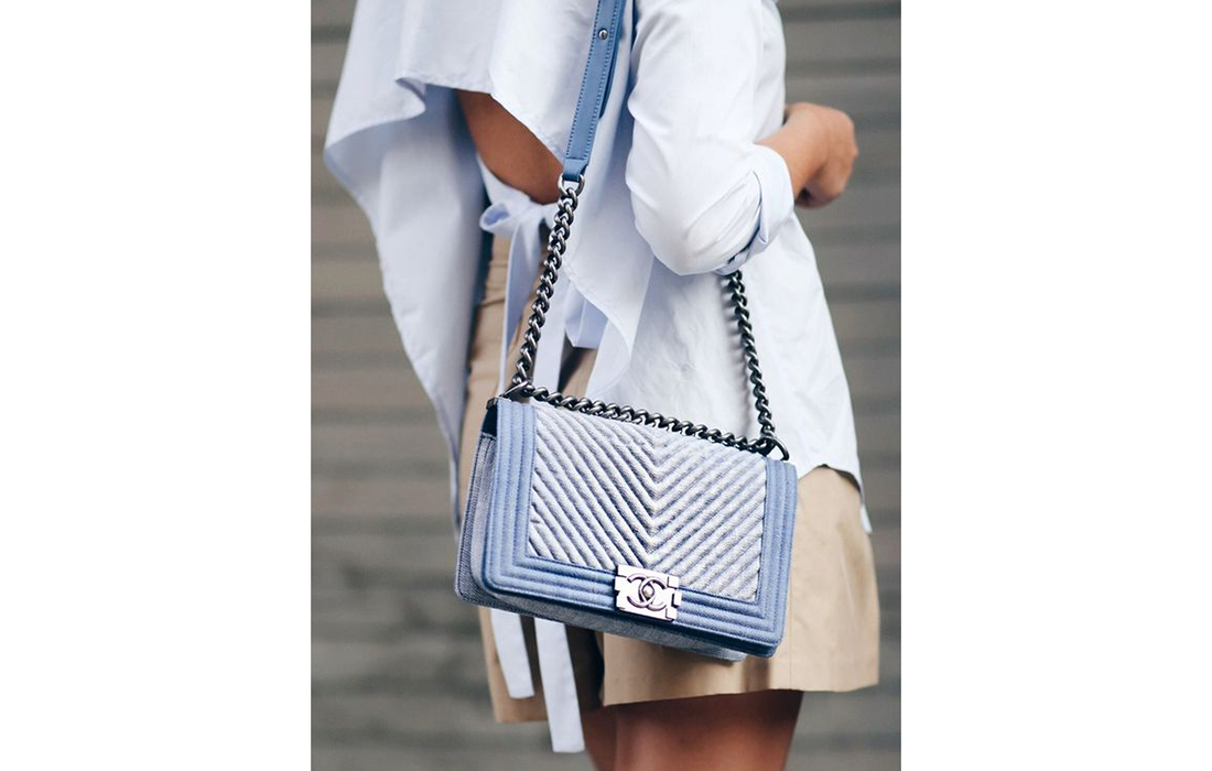 Le sac Boy de Chanel, un must dans le dressing des femmes