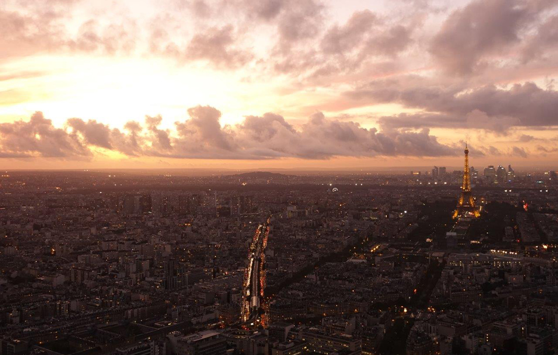 Venez célébrer la 16ème édition de la Nuit Blanche 2017 dans un cadre hors du commun où le tout Paris sera à vos pieds le temps d’une nuit.