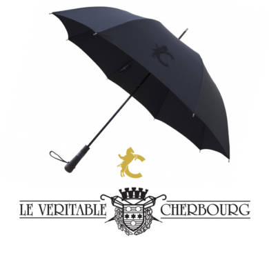 Le Véritable Cherbourg met en relief l’emblème des chevaux du Cadre Noir -luxe-infinity-magazine