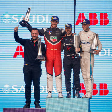 Sam Bird s'envole vers la victoire pour le 1er e-Prix de la saison