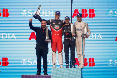 Sam Bird s'envole vers la victoire pour le 1er e-Prix de la saison