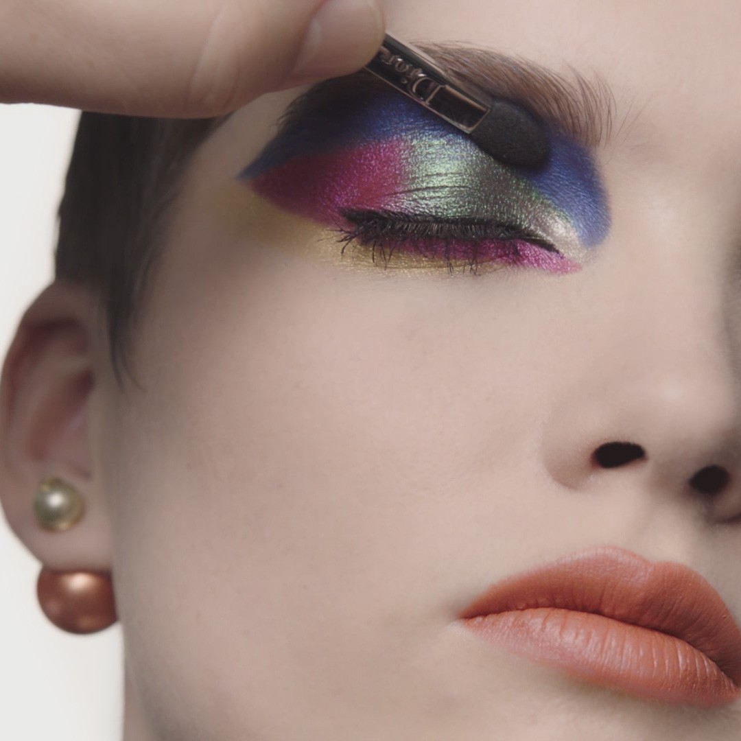 Une expérience de maquillage en 3D lancé par Dior pour la célébration de sa ligne Dior Makeup Holiday 2020