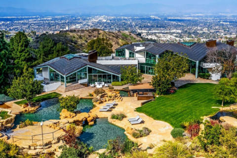 Pharrell Williams une somptueuse villa à Beverly Hills en vente pour 17 millions de dollars