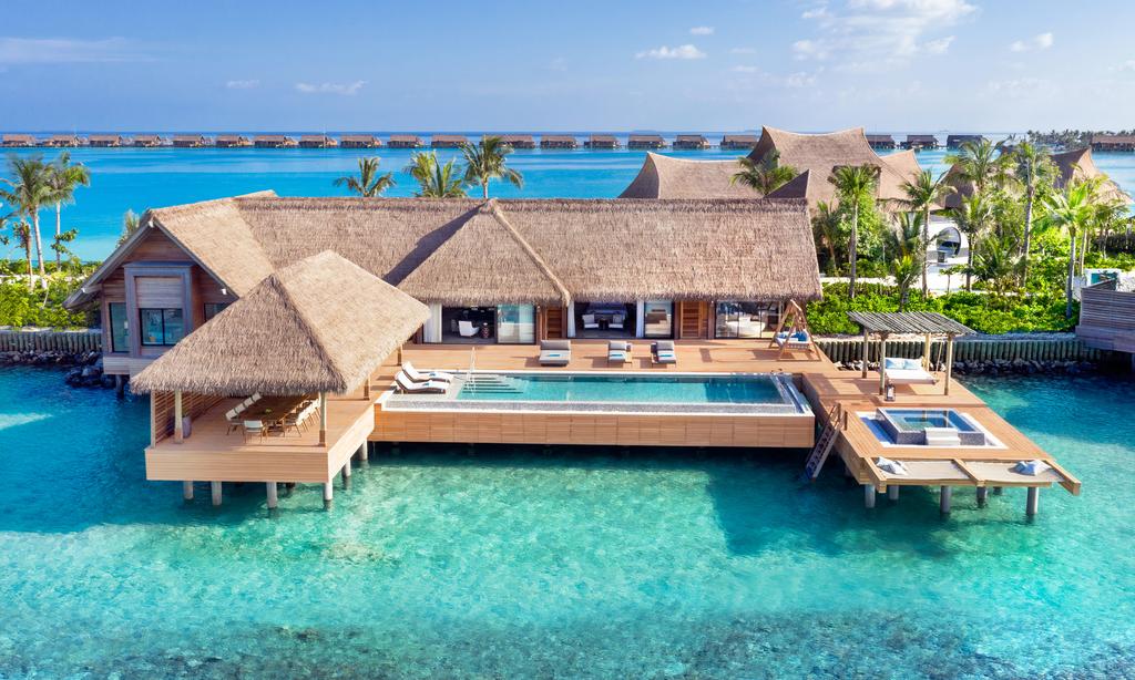 luxe-infinity-waldorf-astoria-maldives-1