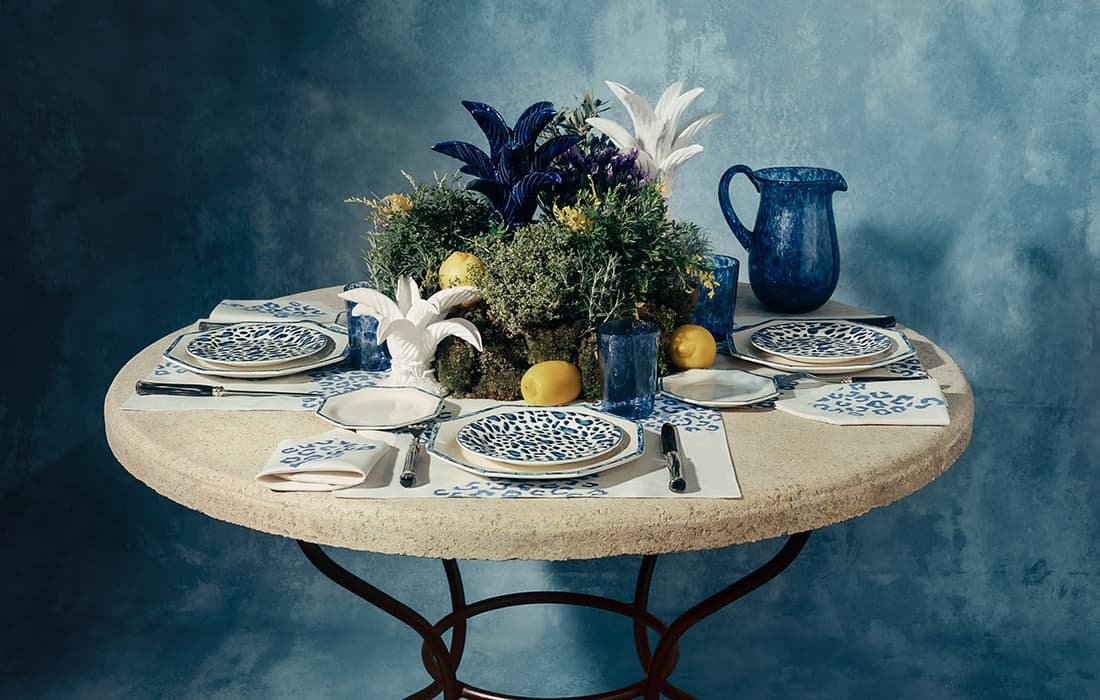 Blue Mizza : la nouvelle collection art de table de la maison de luxe Dior