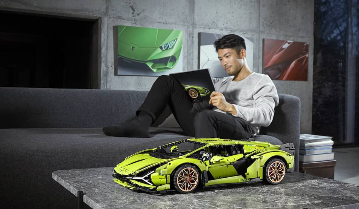 LEGO dévoile une version taille réelle de la Lamborghini Sian FKP 37