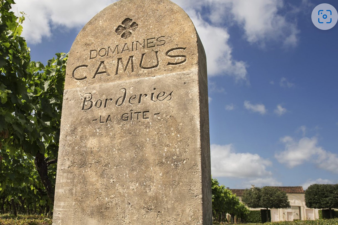 Une soirée exceptionnelle organisée par La Tour d’Argent au cœur d’un chai de la Maison Camus