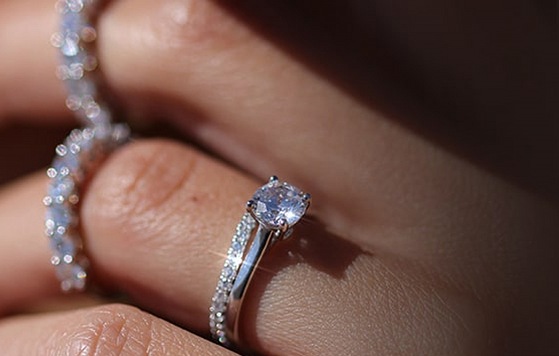 Les 5 (pas que 4) C des Diamants : Comment Choisir la Parfaite Bague de  Fiançailles - Only Natural Diamonds