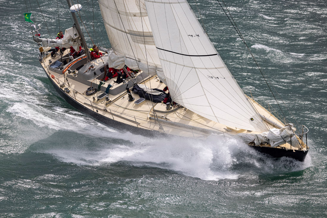 Pen Duick VI fait peau neuve pour l’Ocean Globe Race