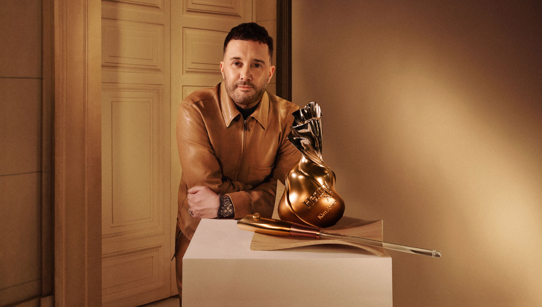 Deux éditions limitées signées Kim Jones pour le Cognac Hennessy X.O