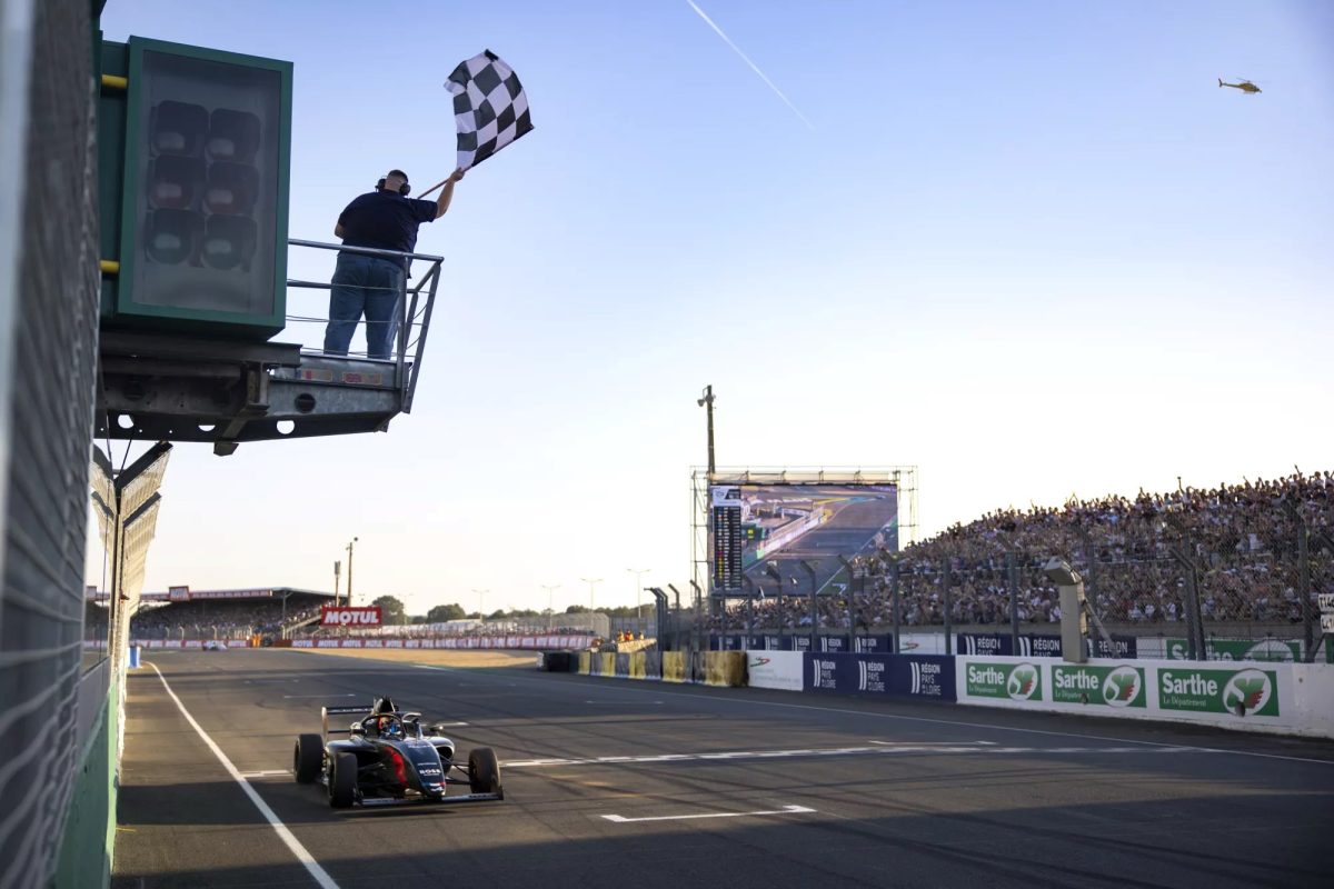 Depielo de l’Ecurie Alpine vainqueur de la course GP Explorer 2