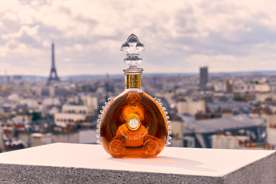 Une carafe de Cognac LOUIS XIII spécialement pour sa Majesté le Roi Charles III