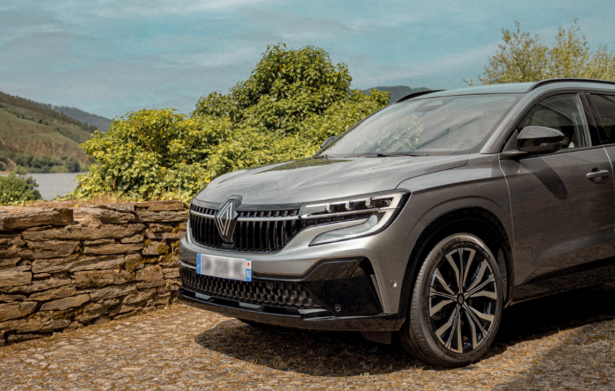 Renault Espace E-Tech Full Hybrid esprit alpine : confort et performance